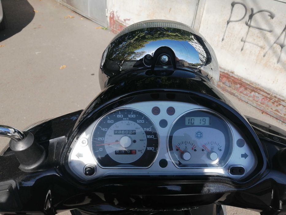 Vând scuter Piaggio Beverly 300i, an 2010, 36000 km