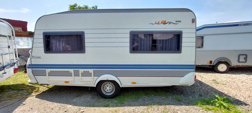 Rulota HOBBY 440 cu pat matrimonial ,dus ,garantie-avem 12 rulote in stoc vanzare pe baza de factura