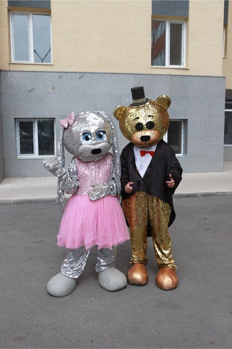 Продам костюмы Ростовых мишек