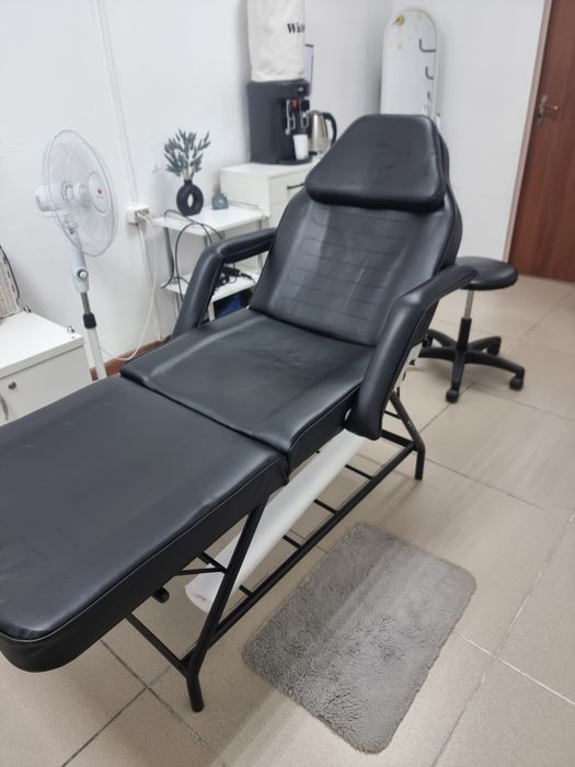 Продам кушетку чёрную