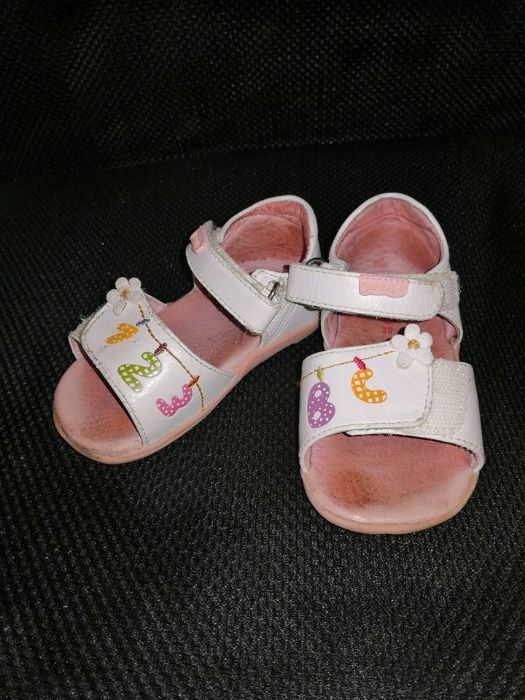 Sandalute copii marimea 20 GARVALIN