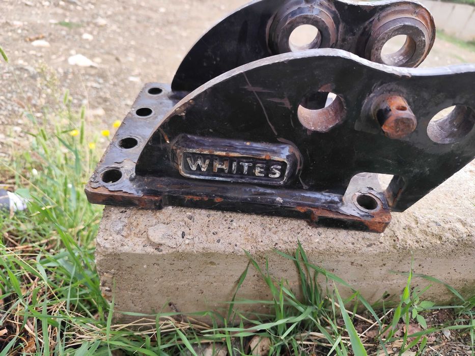 Монтажна Плоча за хидравличен чук atlas copco sb102