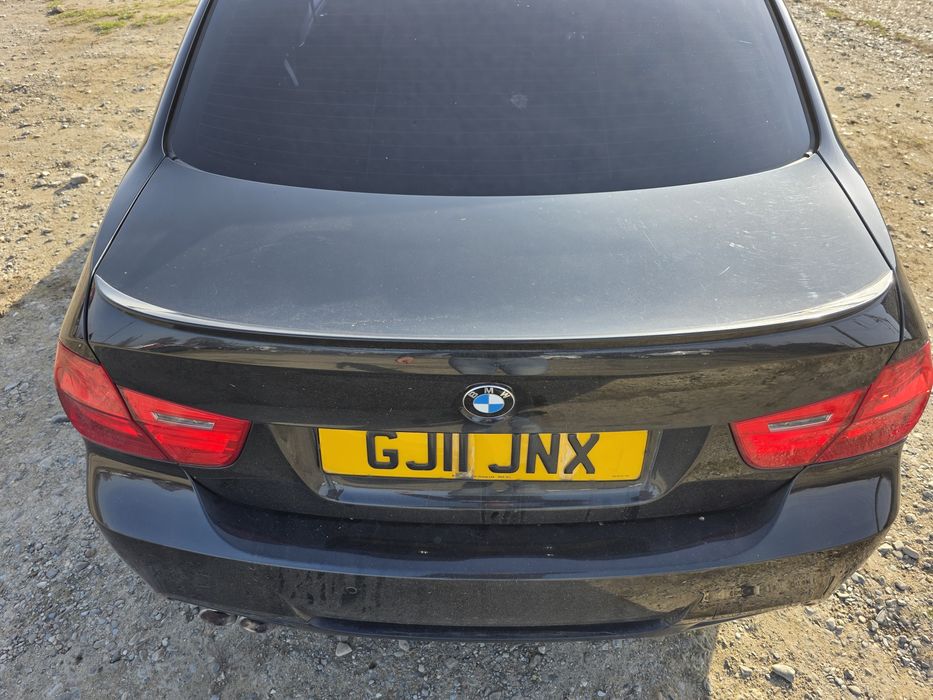 Capac Portbagaj BMW E90 Black Saphire Facelift