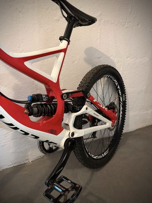 Specialized Demo 8 RH 44cm- ca nouă! IMPECABILA