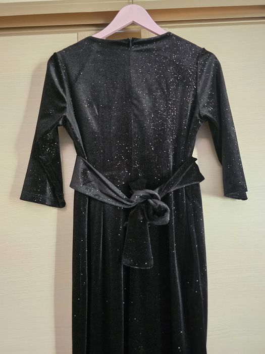 Rochie catifea neagra cu sclipici