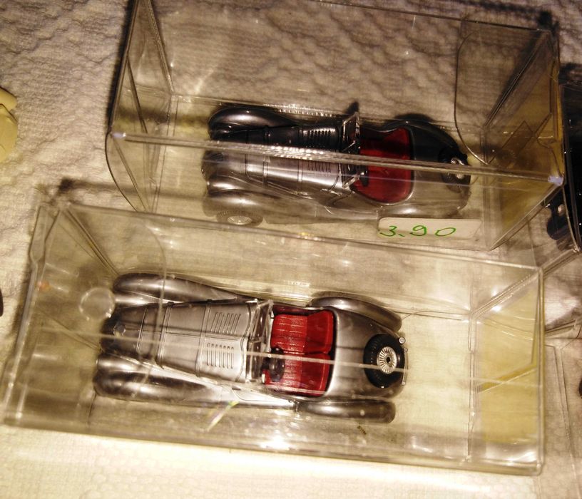 Vand machete autoturisme BMW modele vechi, scara 1:87, Wiking, Herpa