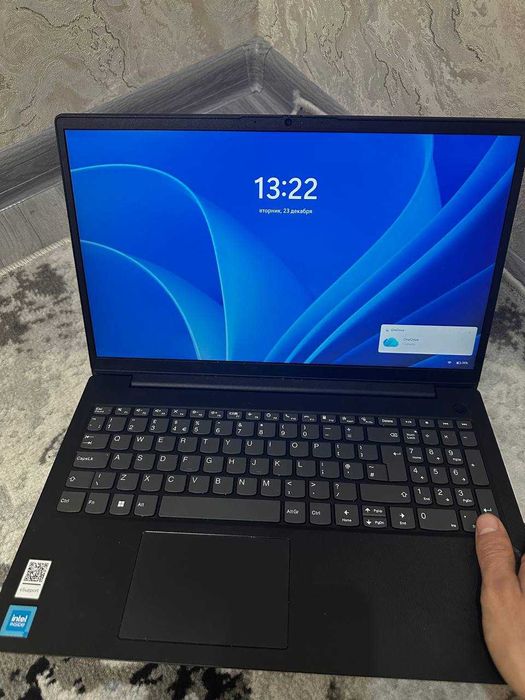 Lenovo laptop  garantiya bor