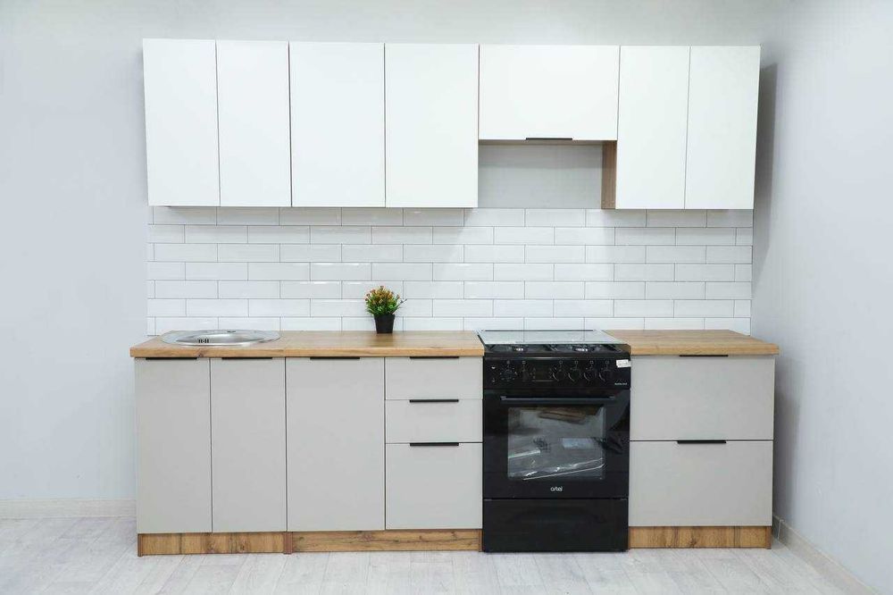 Кухонные гарнитуры со склада