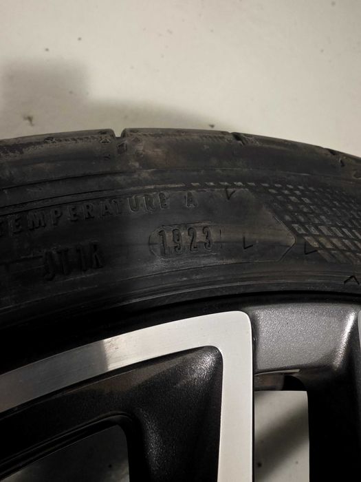 Оригинални Мерцедес AMG джанти с гуми 20 цола цола