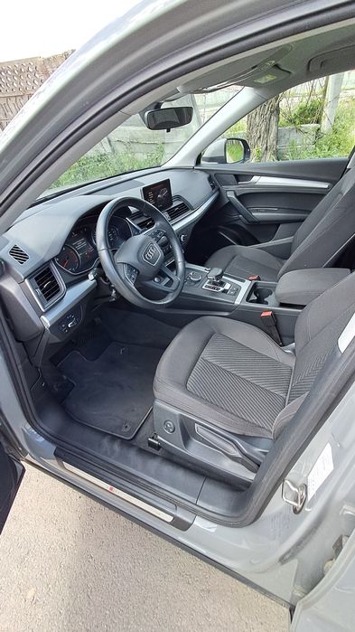 Audi Q5  QUATRO S LINE  2.0 .190cp..2019 ..RATE*200 000 km
