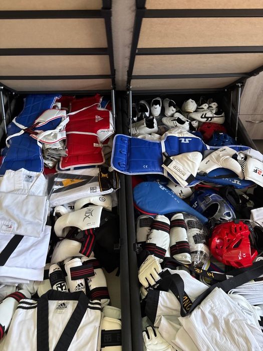 Echipament sportiv taekwondo