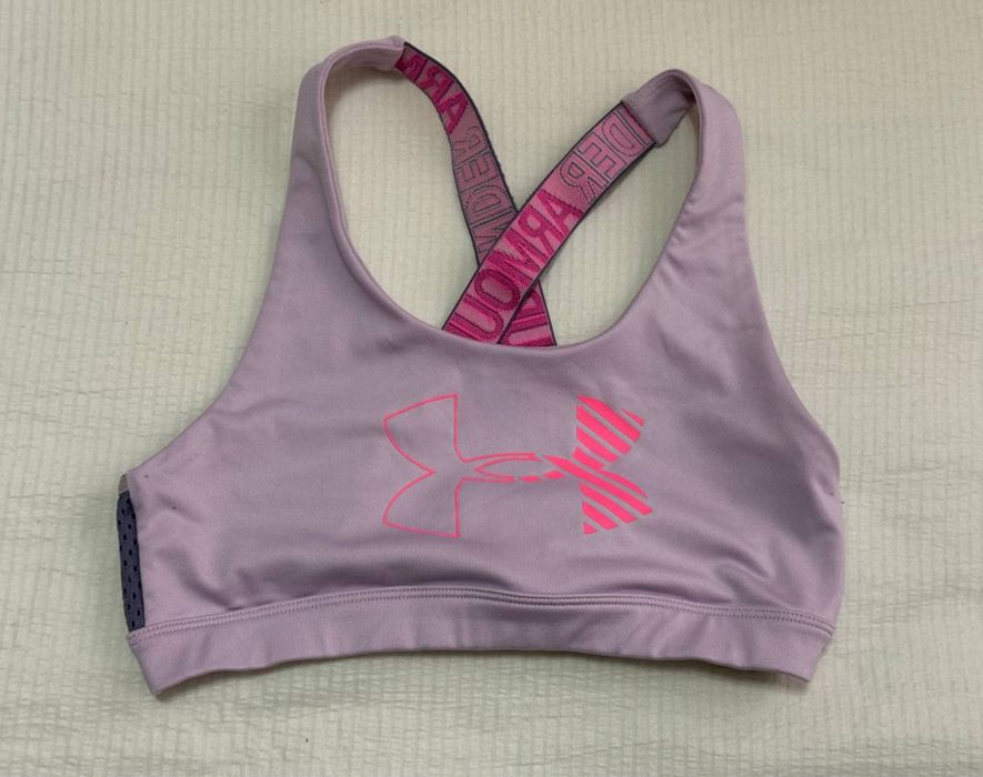 Женский фиолетовый спортивный топ Under Armour. Размер XS