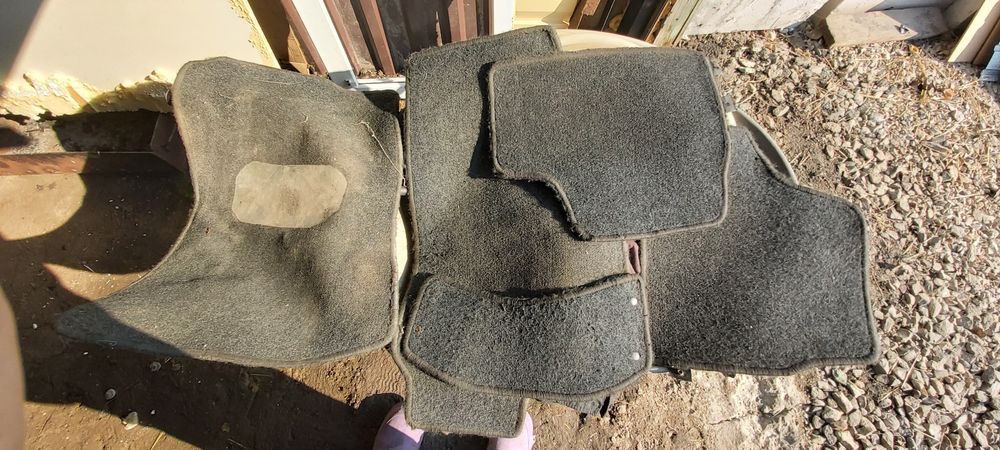 Продам коврики на Опель астра G