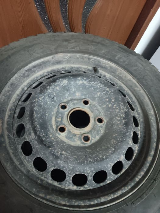 Cauciucuri  195 65 r 15