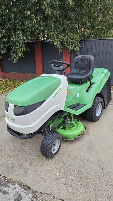 Tractoras de tuns iarba gazon Viking 13.5HP