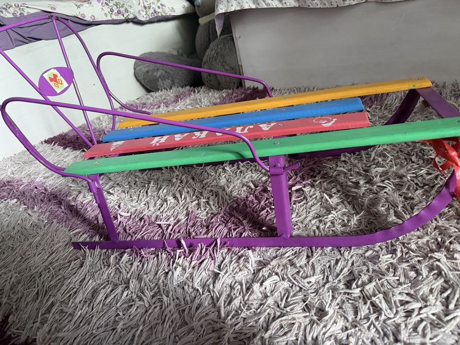 Санки срочно 3 раза в использовании