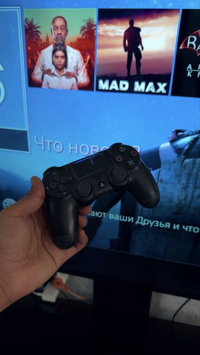 Playstation 4 slim 1TB