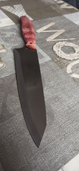 Ръчно гравиран нож