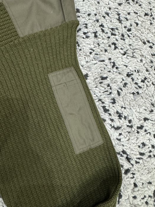 Мъжки военен пуловер. Размер M/L