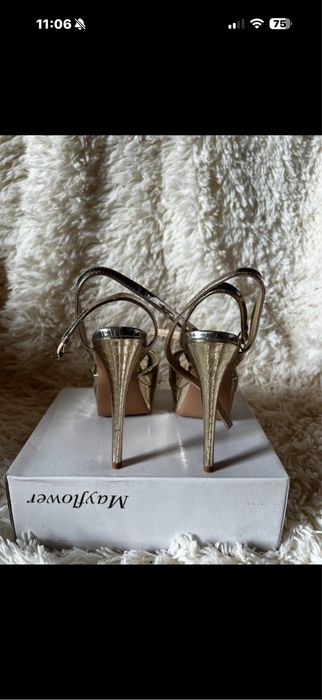Sandale cu toc subtire