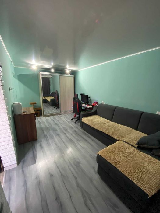 продам 1 ком квартиру УЮТ