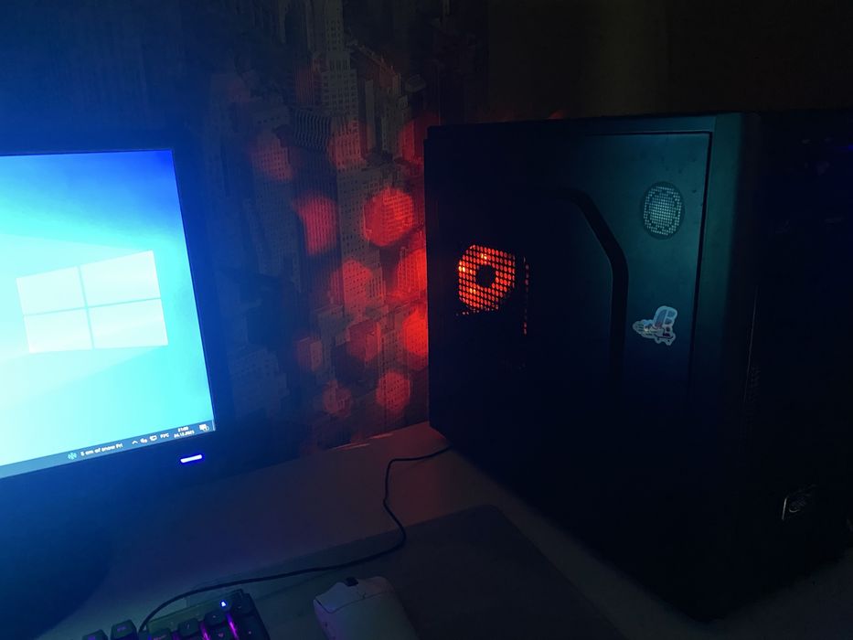 Компьютер в полном комплекте