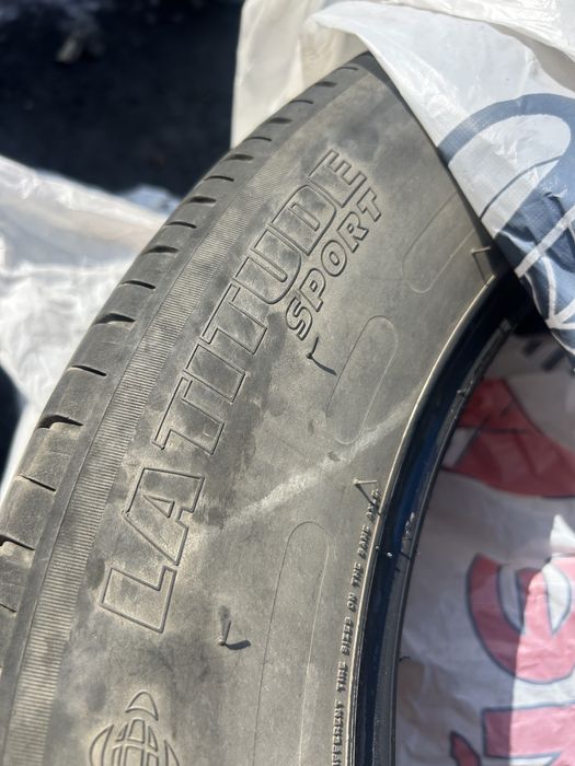 Продам R18 225/60