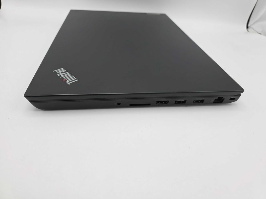 Laptop 15.6" FHD Lenovo ThinkPad P15v G3 i7-12700H 32GB 512 nVidiaT600