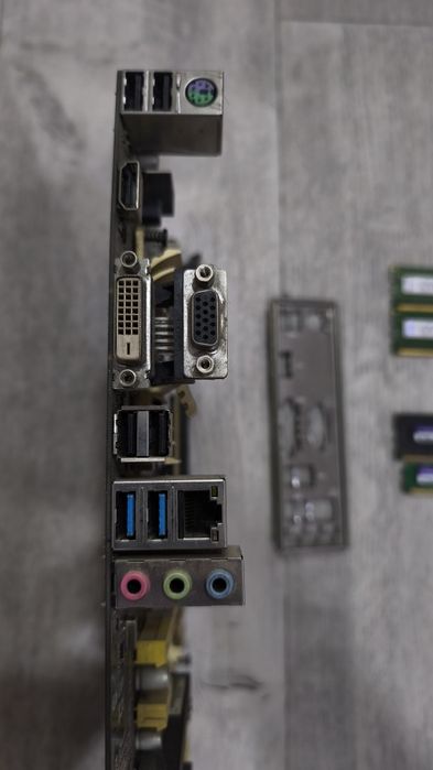 Материнская плата Asus h87m-plus