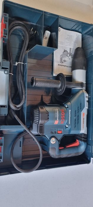 Bosch Rotopercutor GBH 5-40 DCE NOU 07/2025