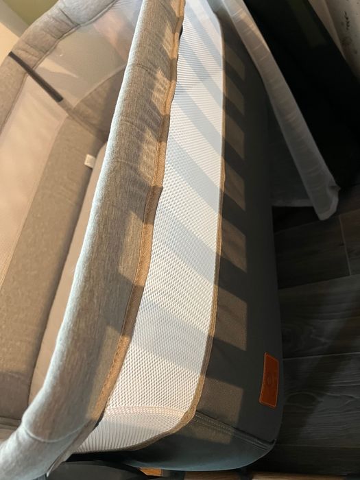 Patut Co-Sleeper cu sistem de leganare Leonie, Gery Stone, Lionelo
