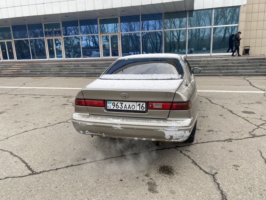 Продам Toyota Camry