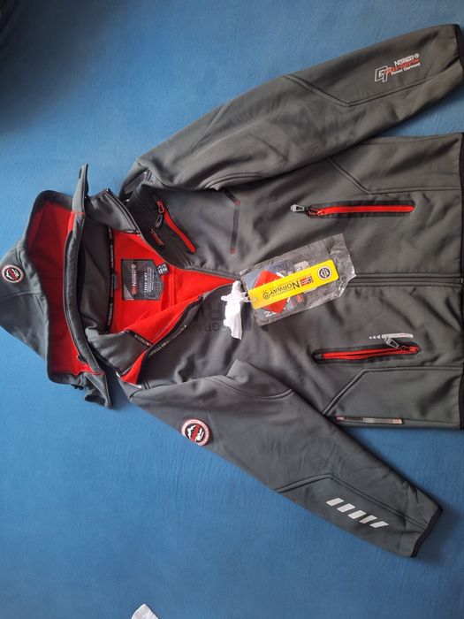 Geacă Geographical Norway L softshell, ca nouă