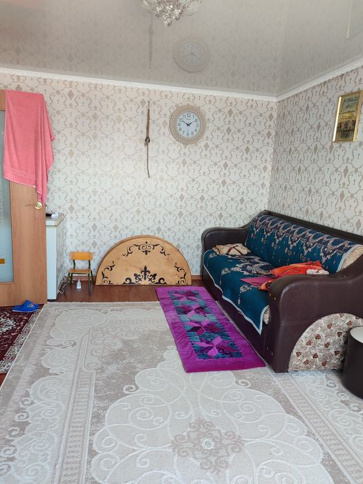 Продам двух комнатную квартиру