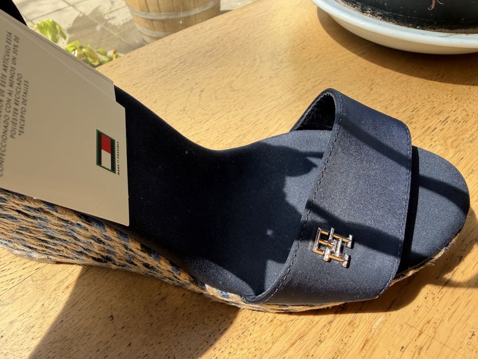 Сандали tommy  hilfiger