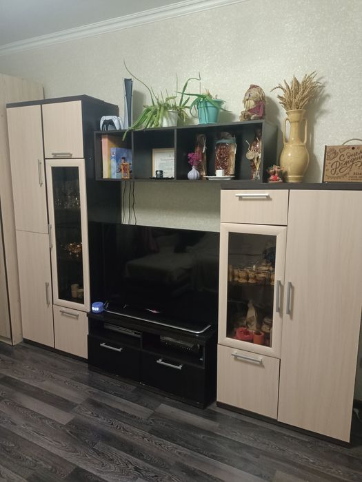 Продам стенку для гостиной