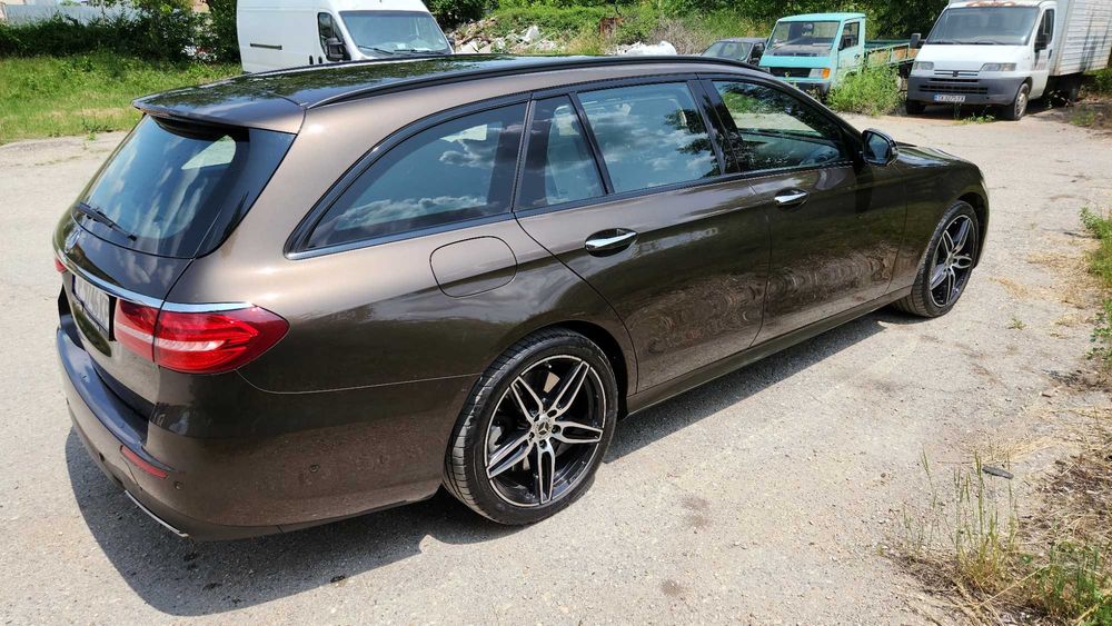 Mercedes E400 4Matic 3.5 бензин, всички екстри