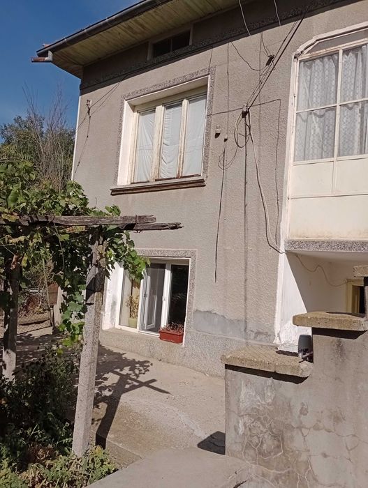 Продава се Къща в с. Стежерово, Област Плевен - 140 кв.м за 73 €/кв.м - Снимка #1