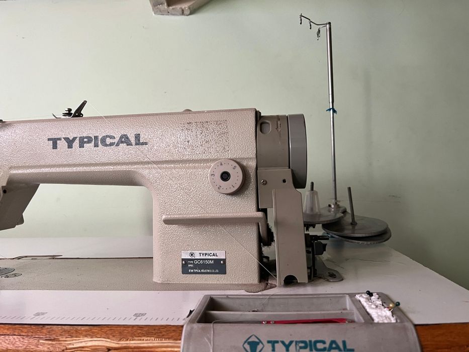 Швейная машина typical