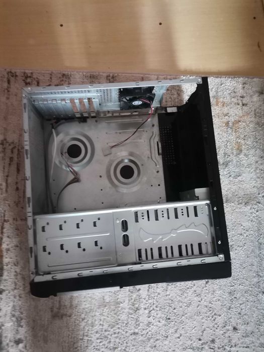 Офистный корпус для компьютерв