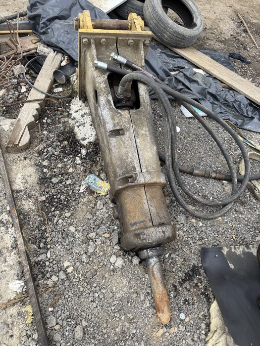 Picon excavator 12-18 Tone