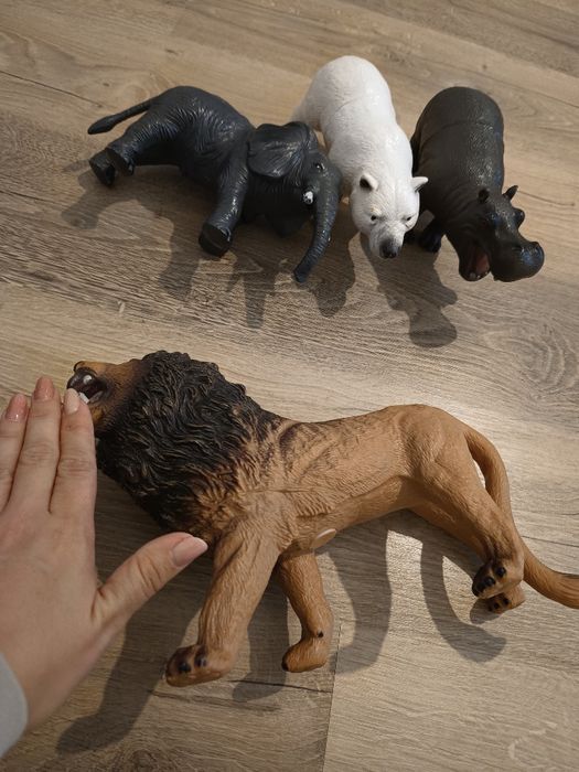 Set 4 animale sălbatice din plastic moale