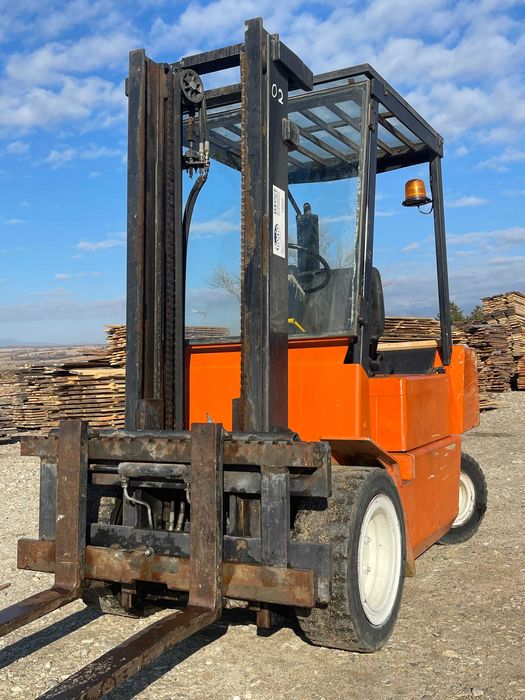 MOTOKAP CLARK - DPM 30 H - Продавам замяням с друг с по големи гуми.