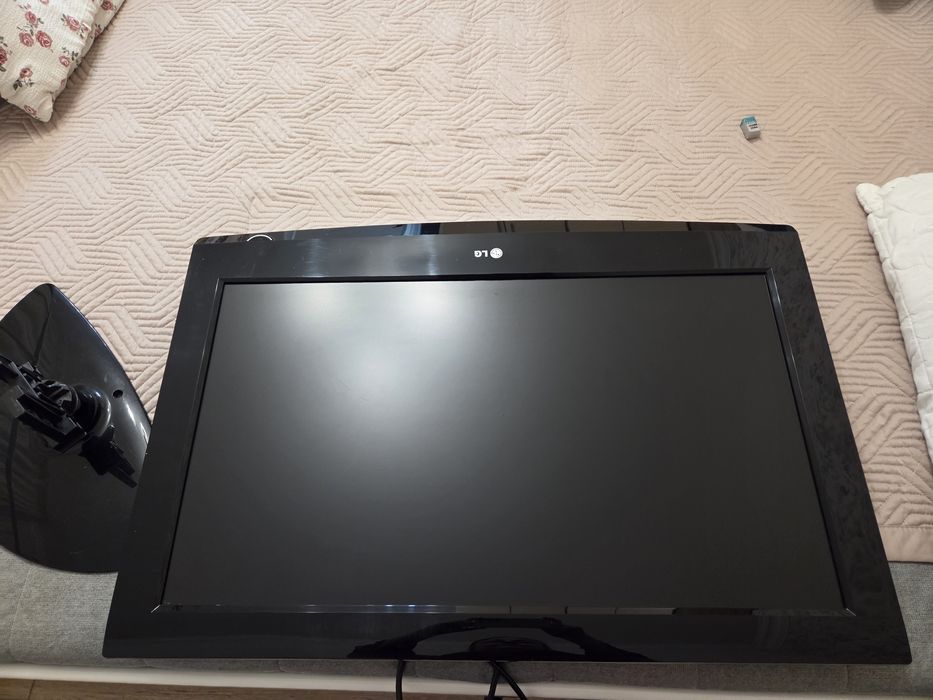 Телевизор LG б.у.