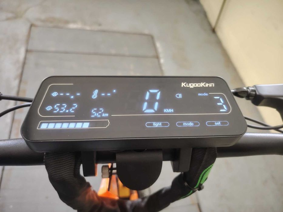 Trotineta electrică Kugoo Kirin G3 motor de 1200W baterie de 52V 18Ah