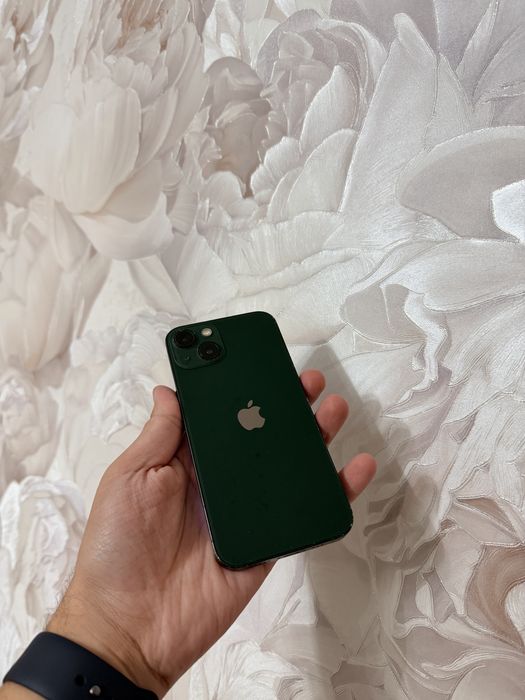 iPhone 13/128Gb - В отличном состоянии