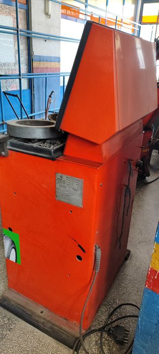 Италианска баланс машина CEMB CB 200