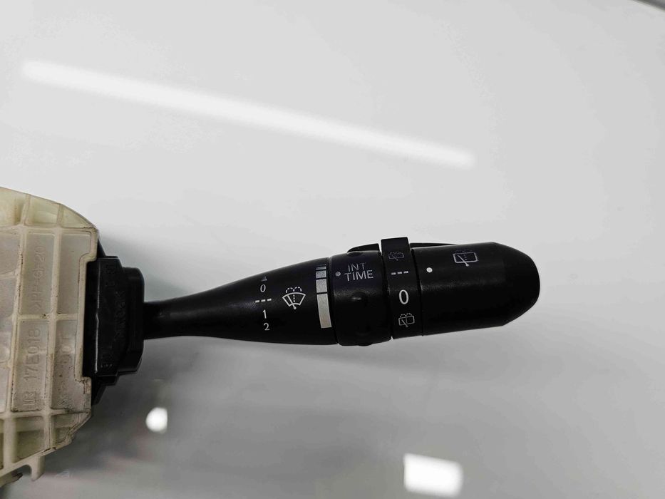 Ansamblu manete MITSUBISHI Colt [Fabr 2002-2013] MR986420