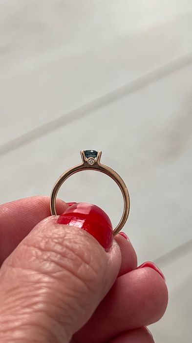 Inel din aur 585 cu Topaz și Diamant