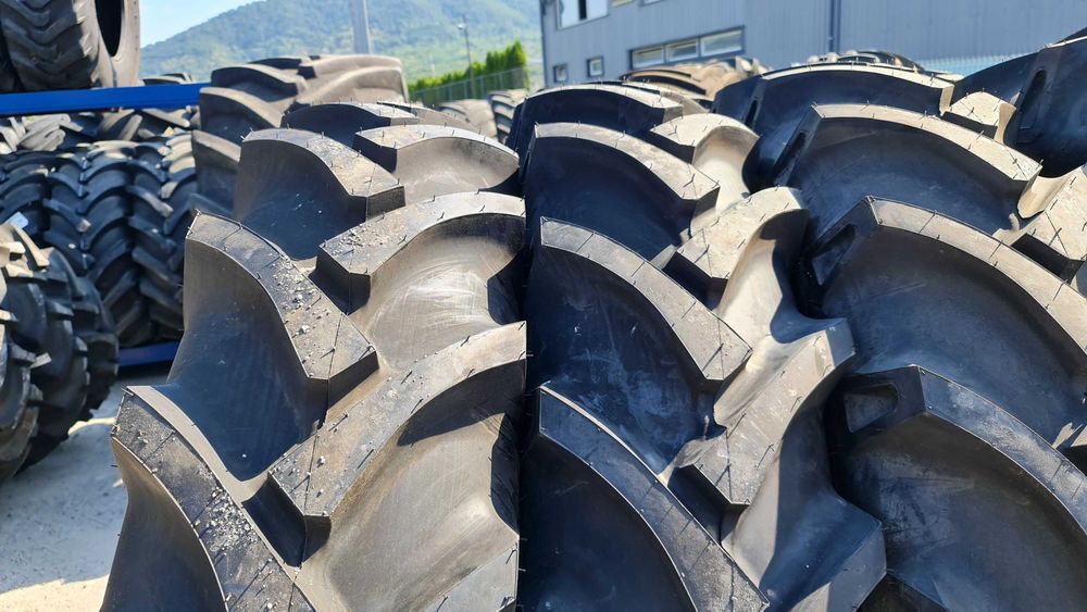 Cauciucuri noi 14.00-38 marca BKT cu 12PLY anvelope TRACTOR U650